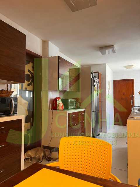 c5793478-b78b-4869-b4eb-2f6368 - 24