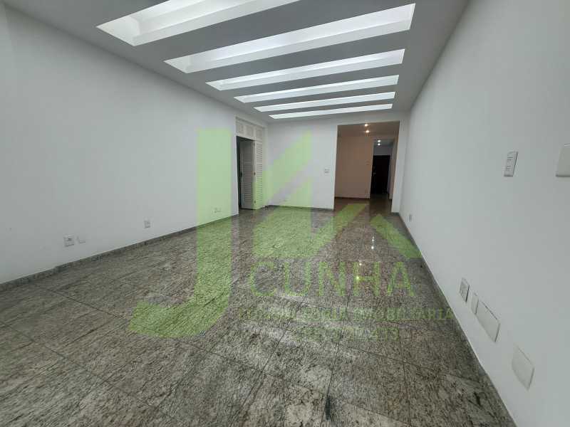 WhatsApp Image 2025-11-04 at 1 - 2