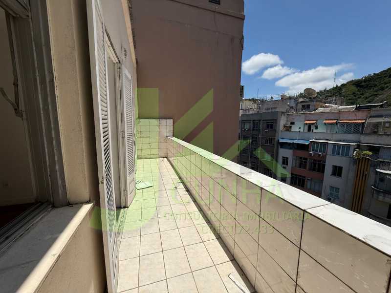 4469E0FF-CA5E-47F9-80AD-0102BC - 13