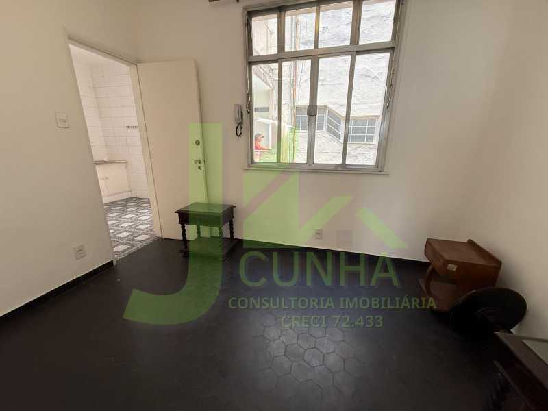 93502431-03BB-451E-A6CF-3CE484 - 20