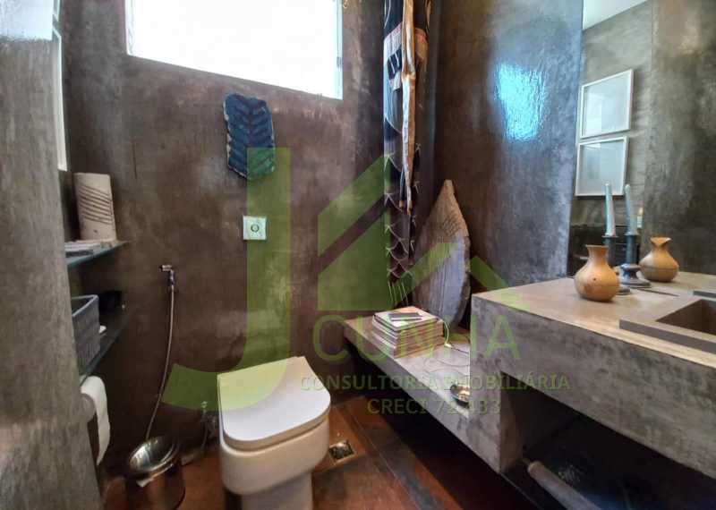 WhatsApp Image 2025-12-11 at 1 - 5