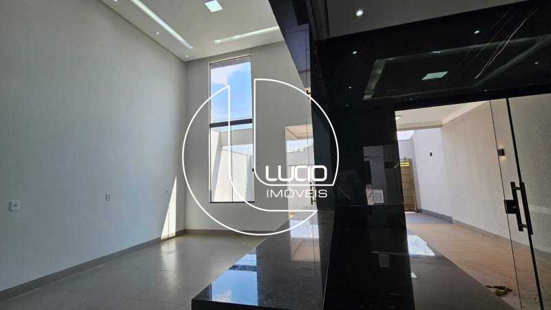 WhatsApp Image 2025-09-17 at 1 - 6