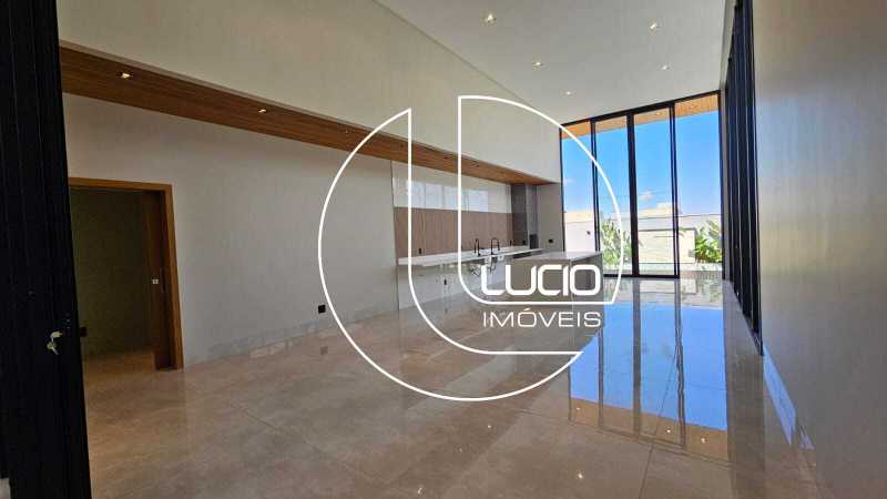 WhatsApp Image 2025-09-30 at 1 - 4