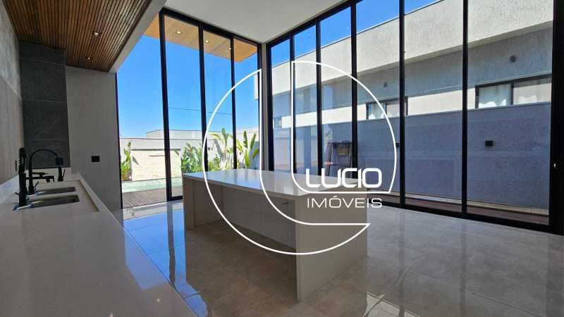 WhatsApp Image 2025-09-30 at 1 - 6