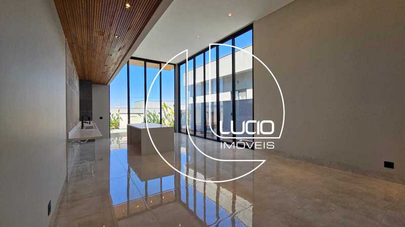 WhatsApp Image 2025-09-30 at 1 - 8