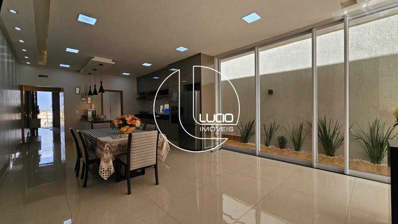 WhatsApp Image 2025-10-20 at 1 - 7