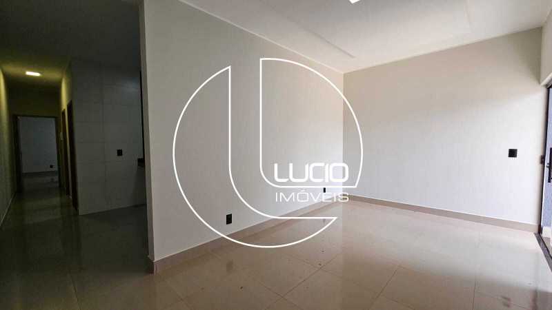 WhatsApp Image 2025-11-06 at 1 - 4