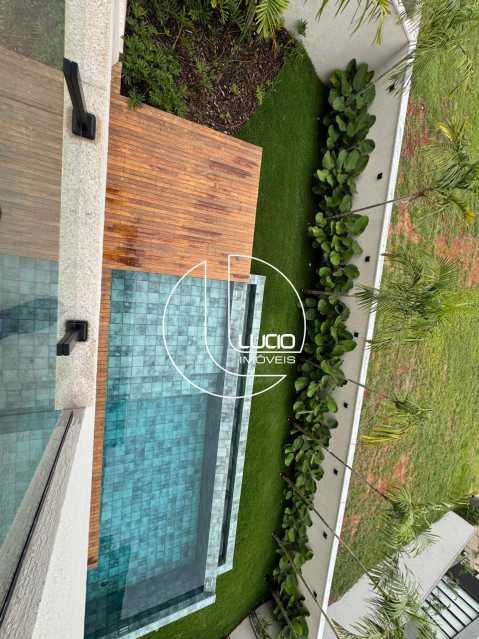 WhatsApp Image 2025-12-16 at 0 - 21