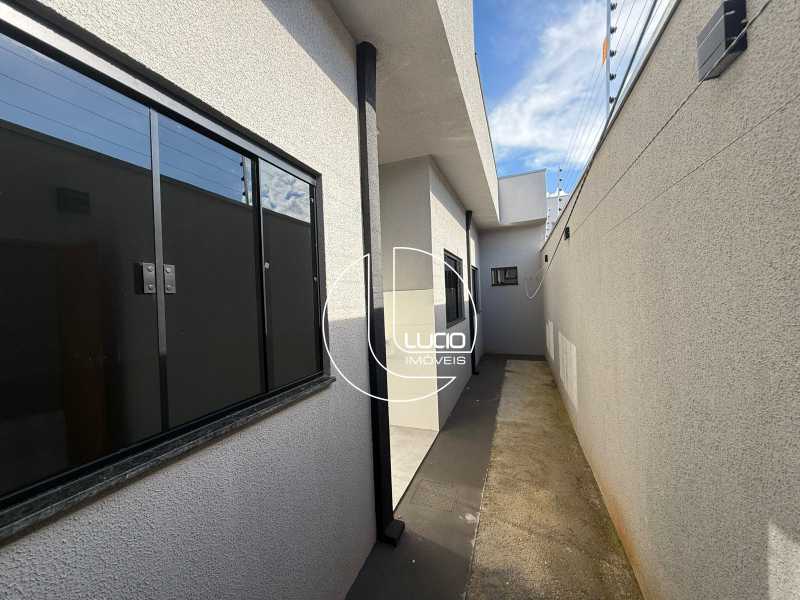 866f1579-1ce9-43f4-8ce2-be03eb - 11