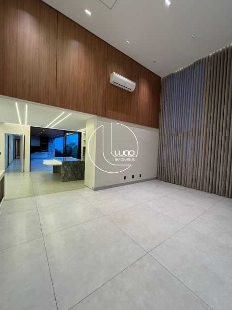 Conheça WhatsApp Image 2026-05-27 at 1 do imóvel - Casa em Condomínio 4 quartos à venda Anápolis,GO Norte, Condomínio Residencial Grand Trianon - R$ 2.350.000 - LV26010 - 4 WhatsApp Image 2026-05-27 at 1 - 4