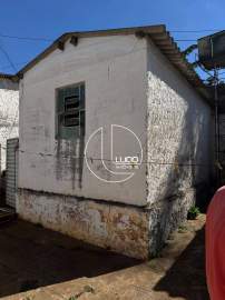 Lote com edificações: Bairro Maracanã - JL26055