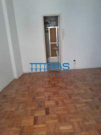 Ótima localização - EXCELENTE LOCALIZAÇAO,PORTARIA 24HS,POUCOS MINUTO DO METRO,PONTO DE ONIBUS NA PORTA,FARTOS DE COMERCIOS..VENHA AGENDE SUA VISITA. - RBKI00153
