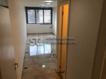 Ótima localização - ST IMÓVEIS VENDE OU ALUGA SALA COMÉRCIAL RUA HADDOCK LOBO. - ATSL00007