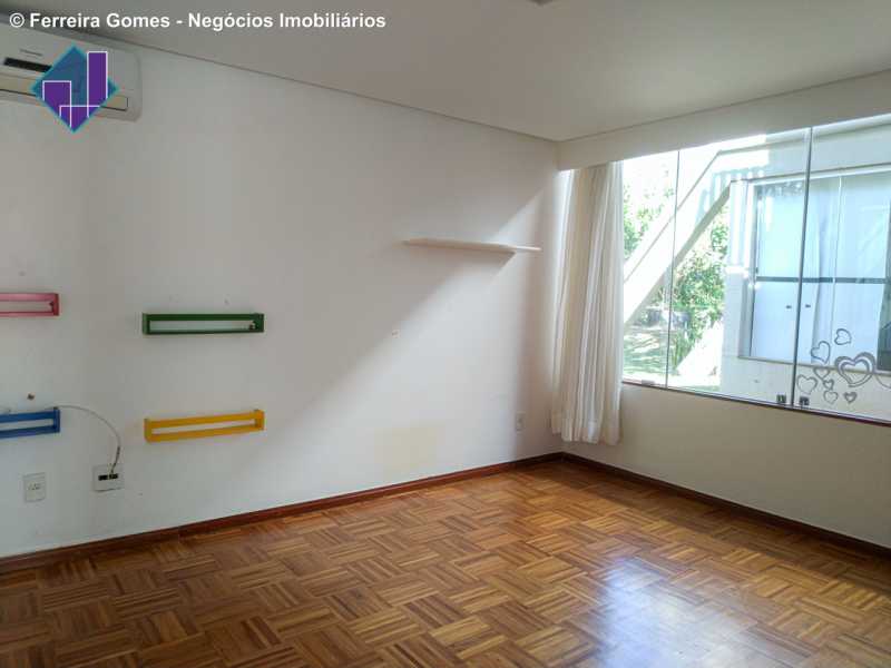 Quarto - 11