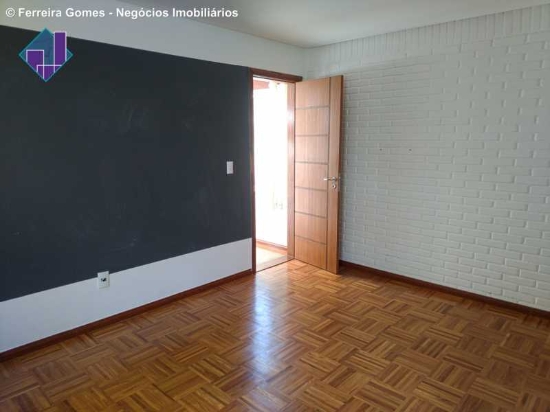 Quarto - 12