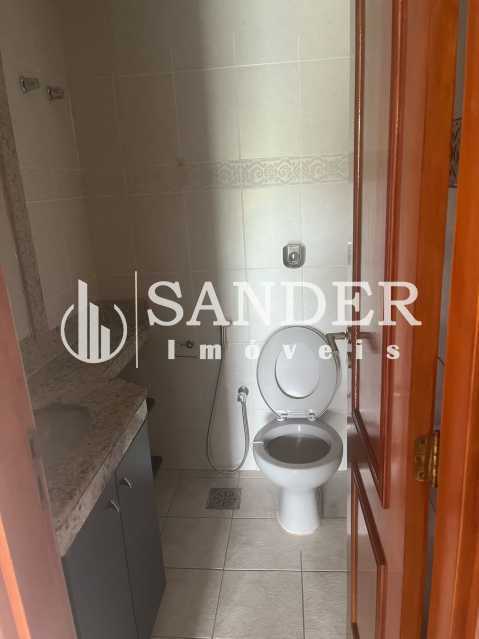 824a6c33-4c0c-4652-9247-b0d4cc - 21