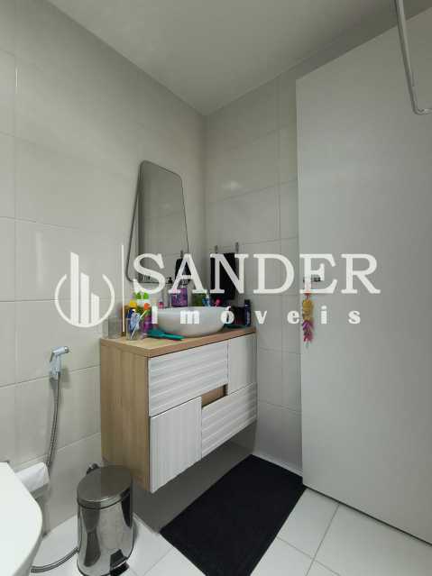 90f9e9c9-466f-437b-b0f9-dac983 - 9