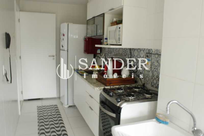 4978a6d9-c3a2-425f-8a78-64ef50 - 7