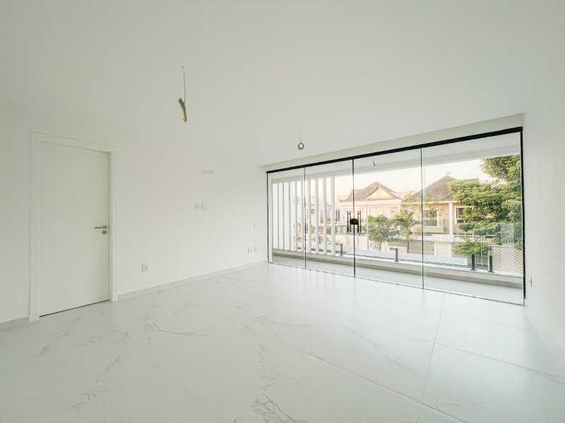 suite 1.1 - 18