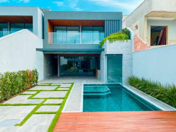 Condomínio Rio Mar Classic - Casa à venda no Condomínio Rio Mar Classic na Barra da Tijuca - BHCN50017
