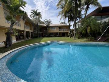 Condomínio Malibu - Mansão triplex a venda no Malibu, Barra da Tijucano Rio de Janeiro - BHCN60022