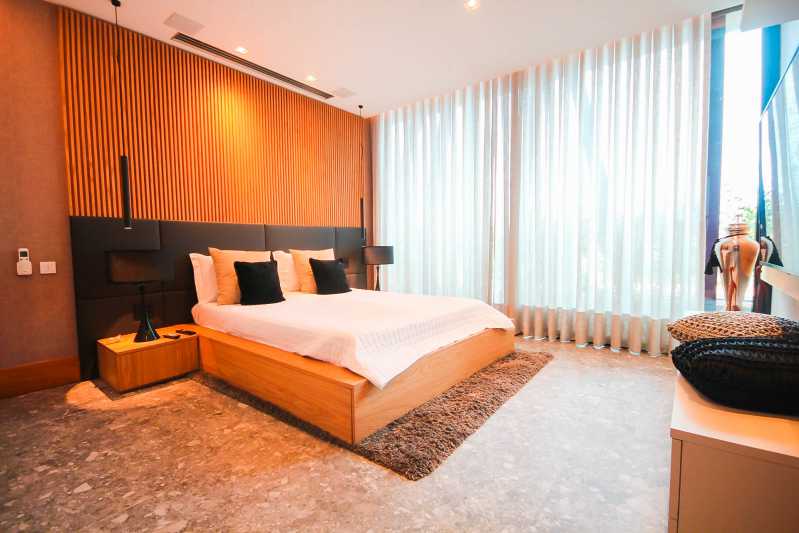 19-Suite 3 - 18