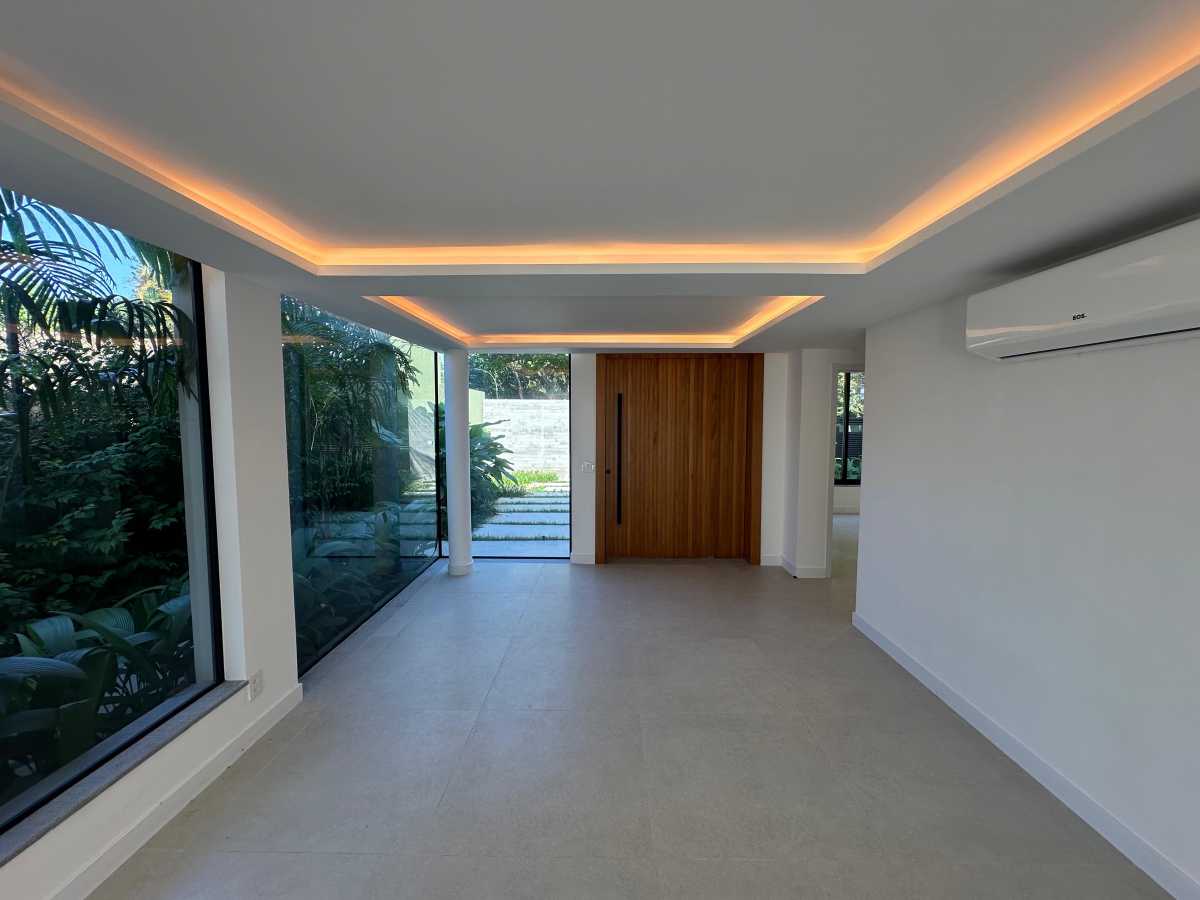 b60c9d96-3feb-4d62-b94c-fc62ef - 3