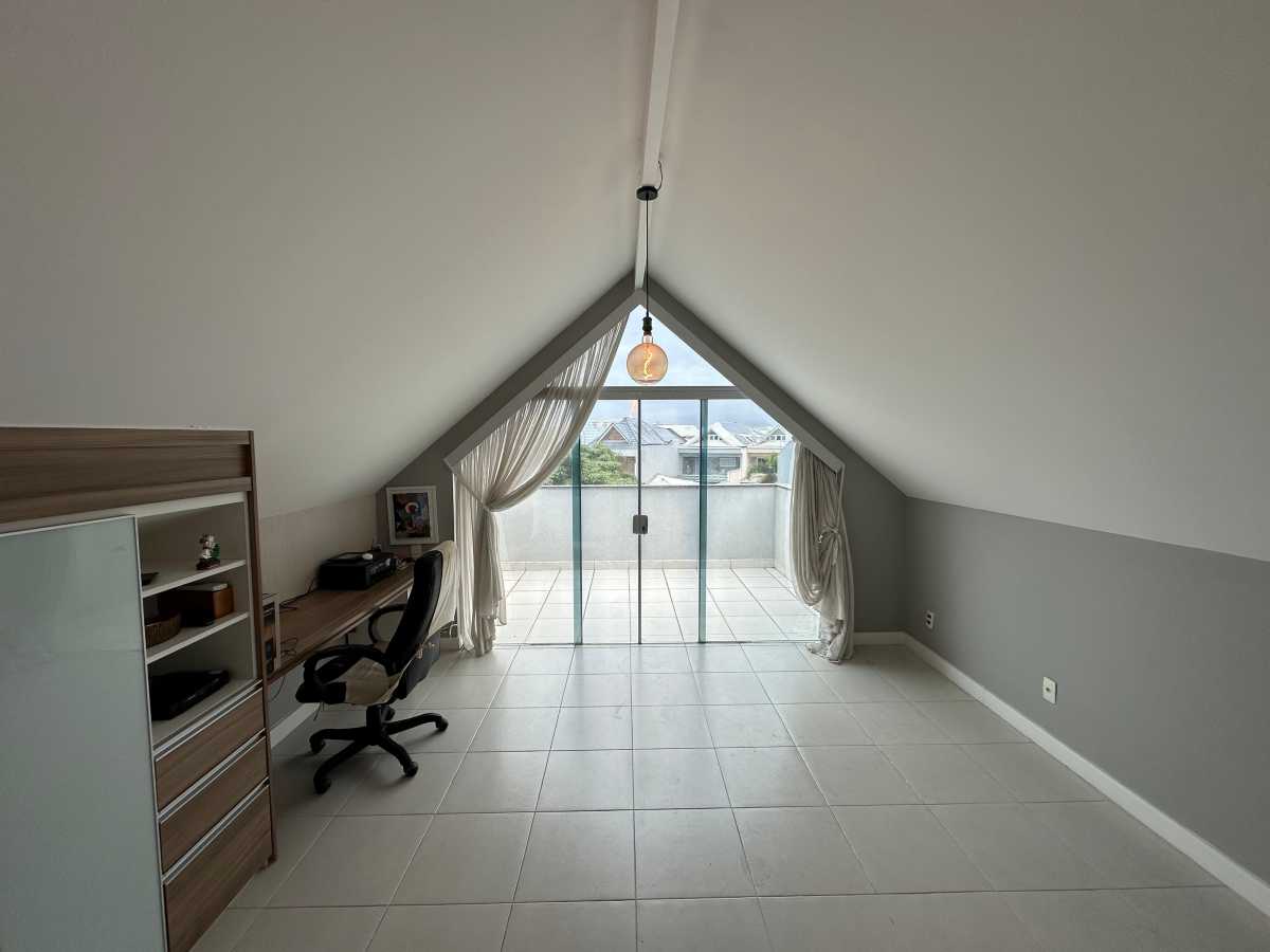 f0f2e34a-b21b-4e10-874f-8a806b - 23