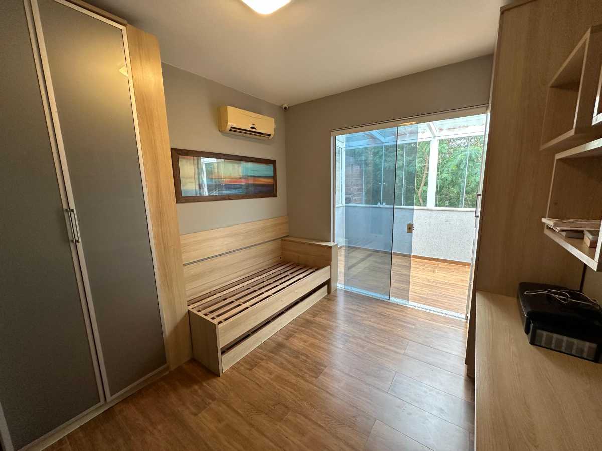 c1c45281-40b1-428a-80a1-6a6720 - 15