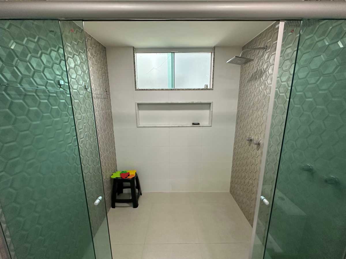 3854f98c-1bb9-40b4-9b36-0ff4e8 - 18