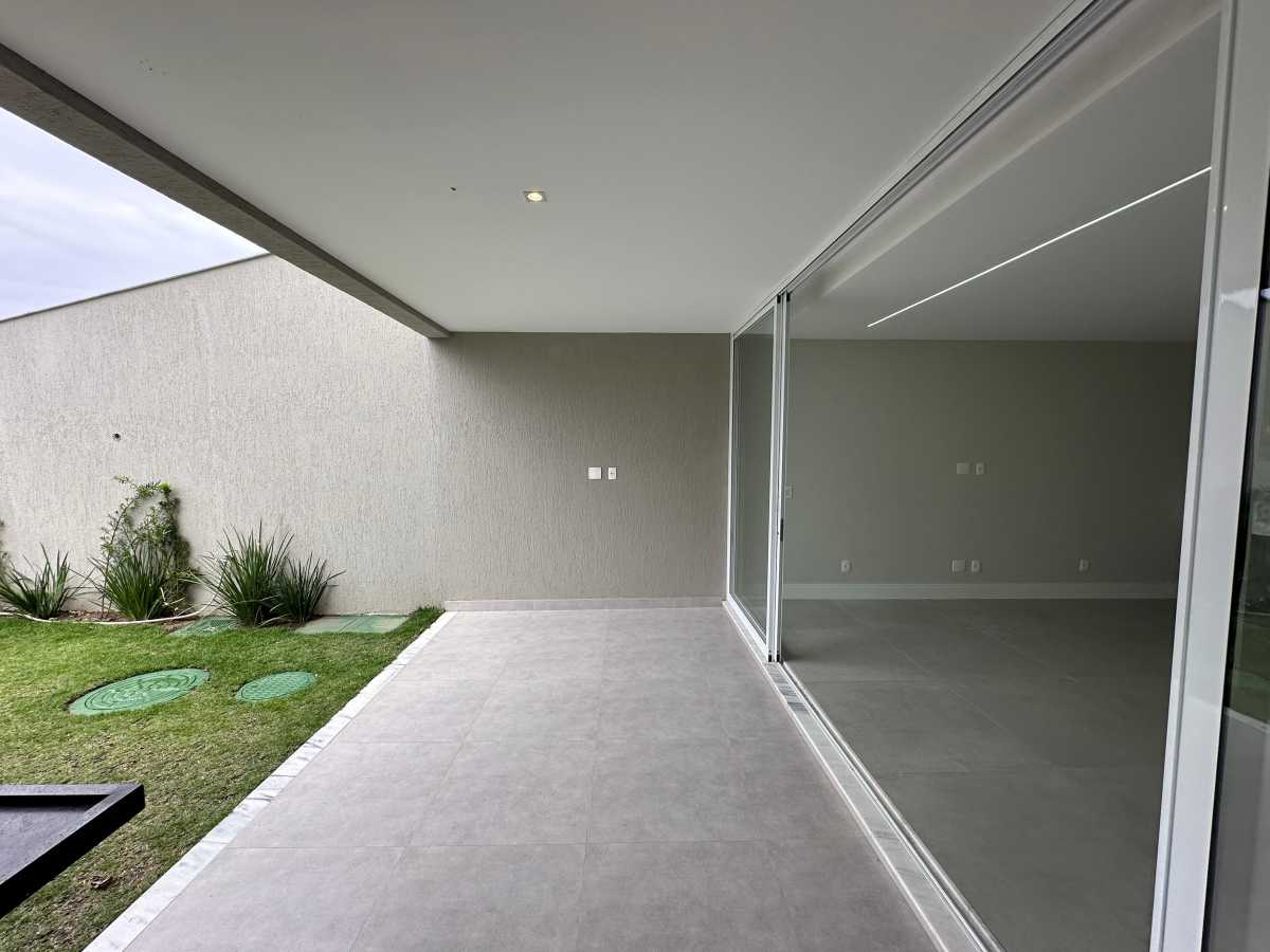 6a8411e0-27e8-40bd-be5c-897982 - 2