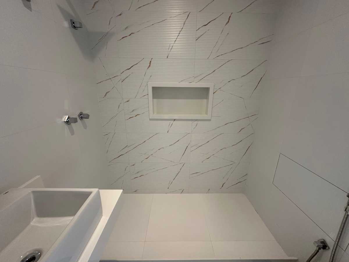 30a95829-4224-47c4-a06e-8e11fa - 12