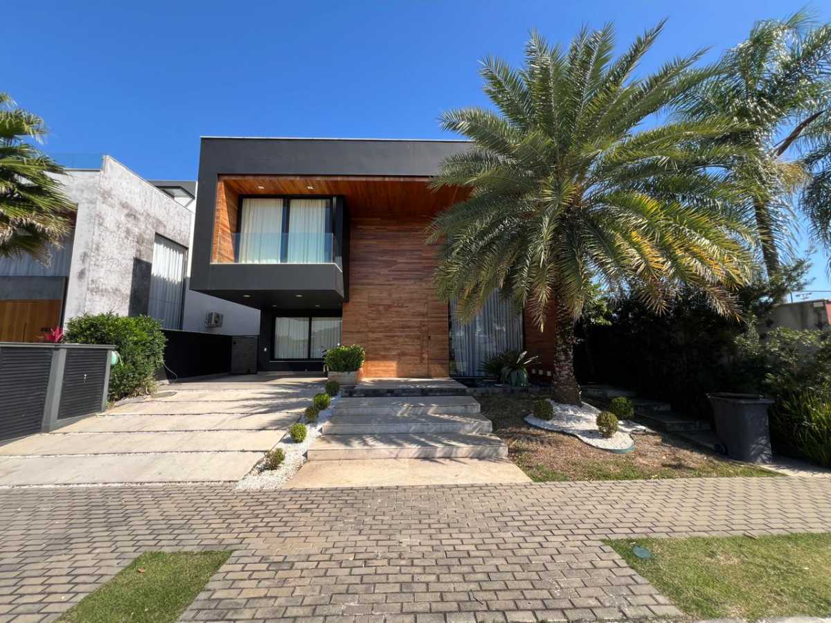 de6b72b1-3802-4036-bbf2-e50004 - 1