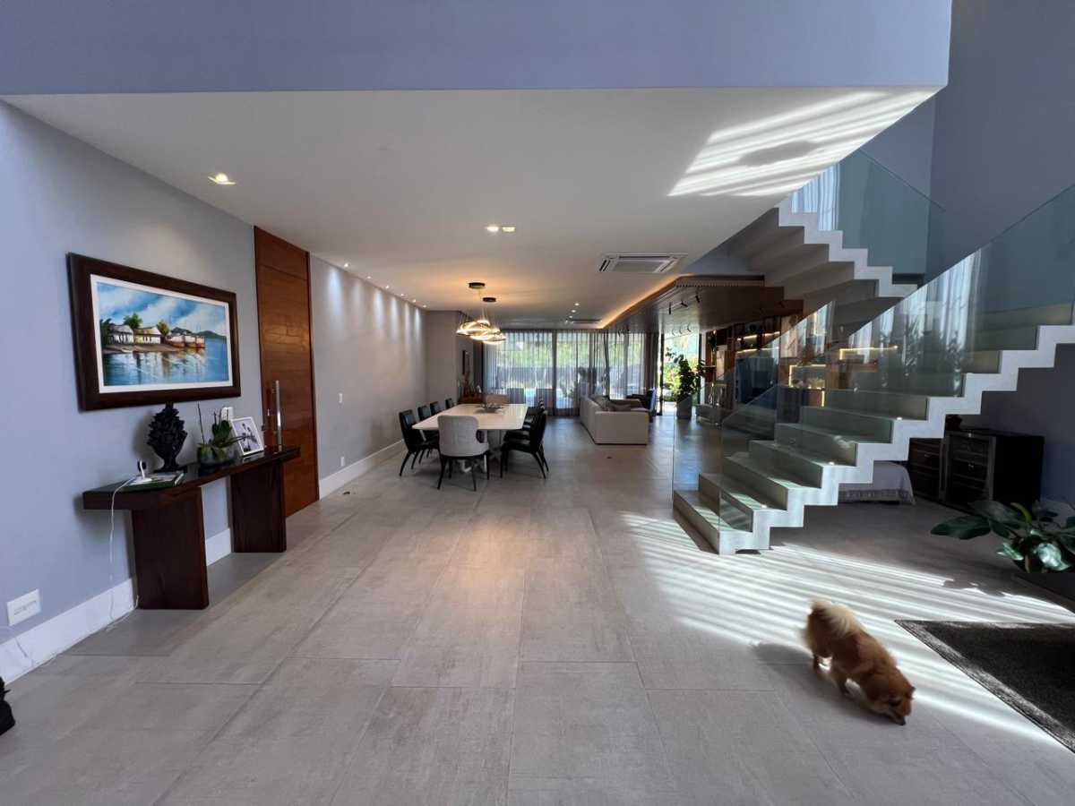 fef66366-a965-44d5-a155-f67d4e - 2