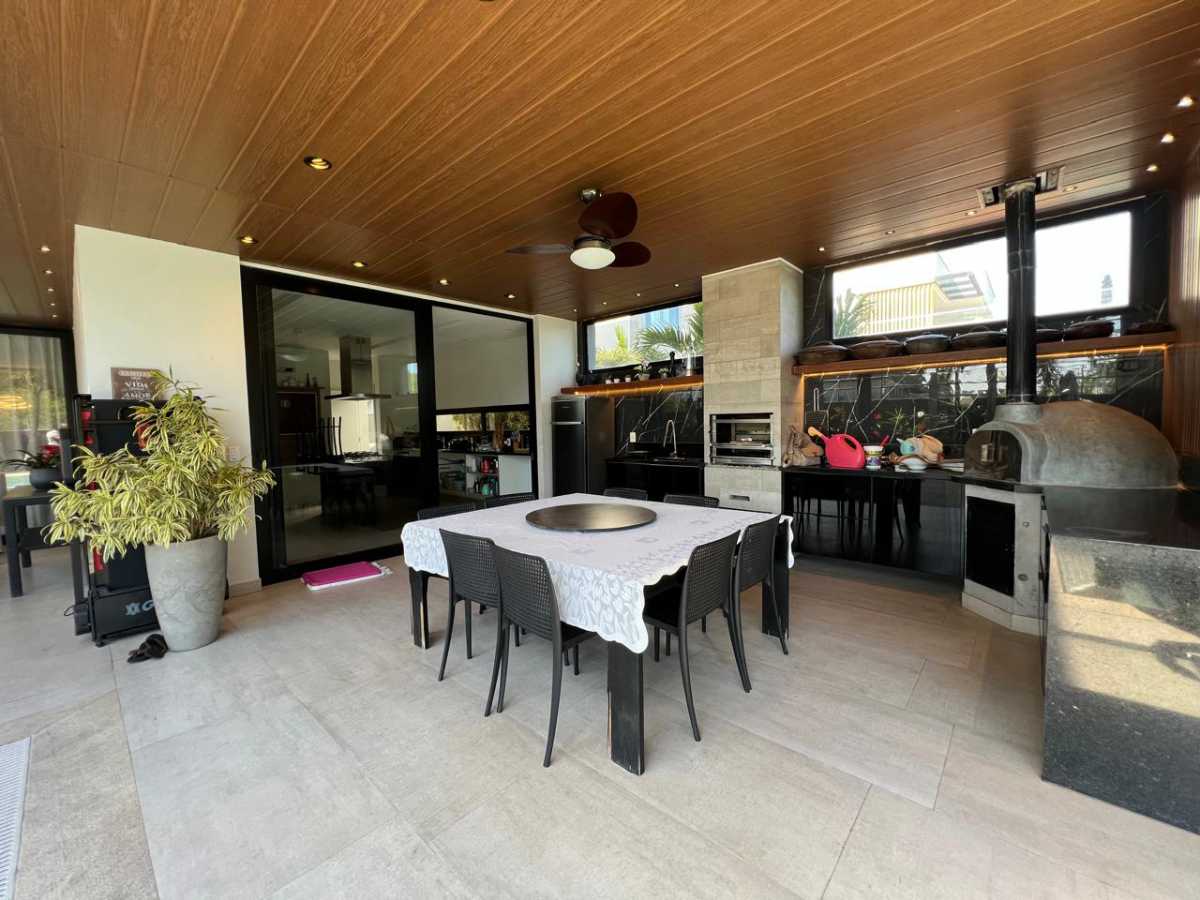 f51bd762-23b4-4e98-b2c2-e686f3 - 10