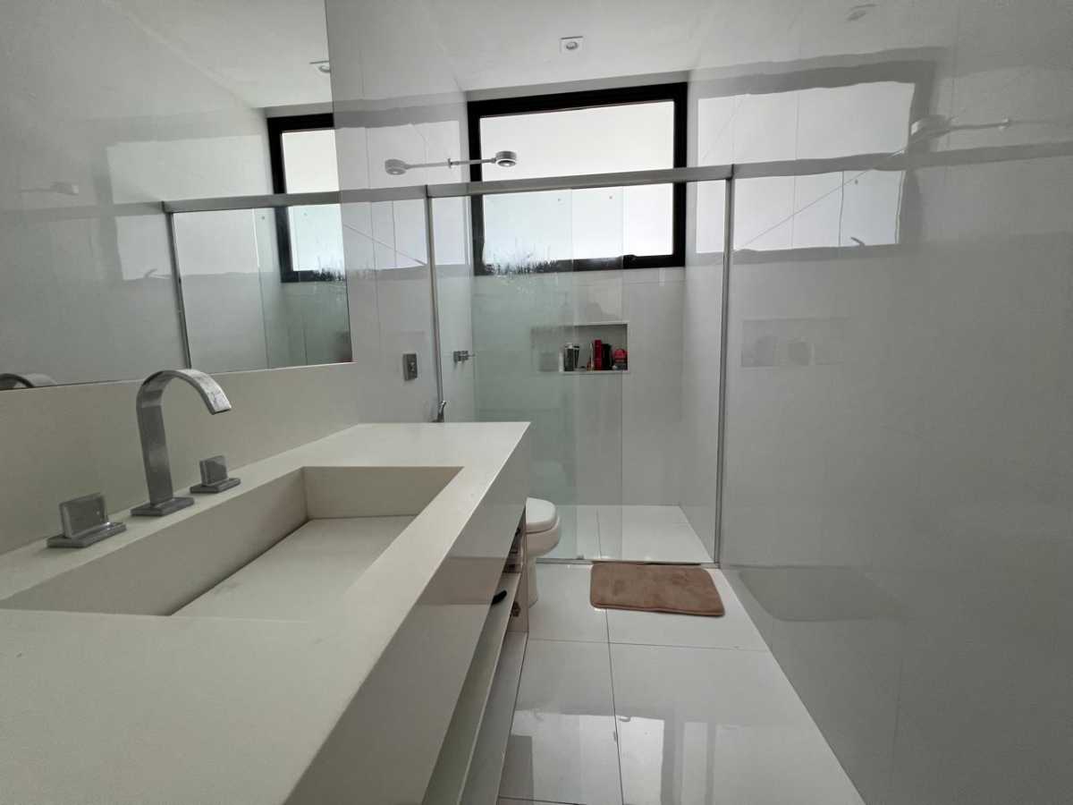 4ede045e-37dd-4385-ad08-3d98fe - 17