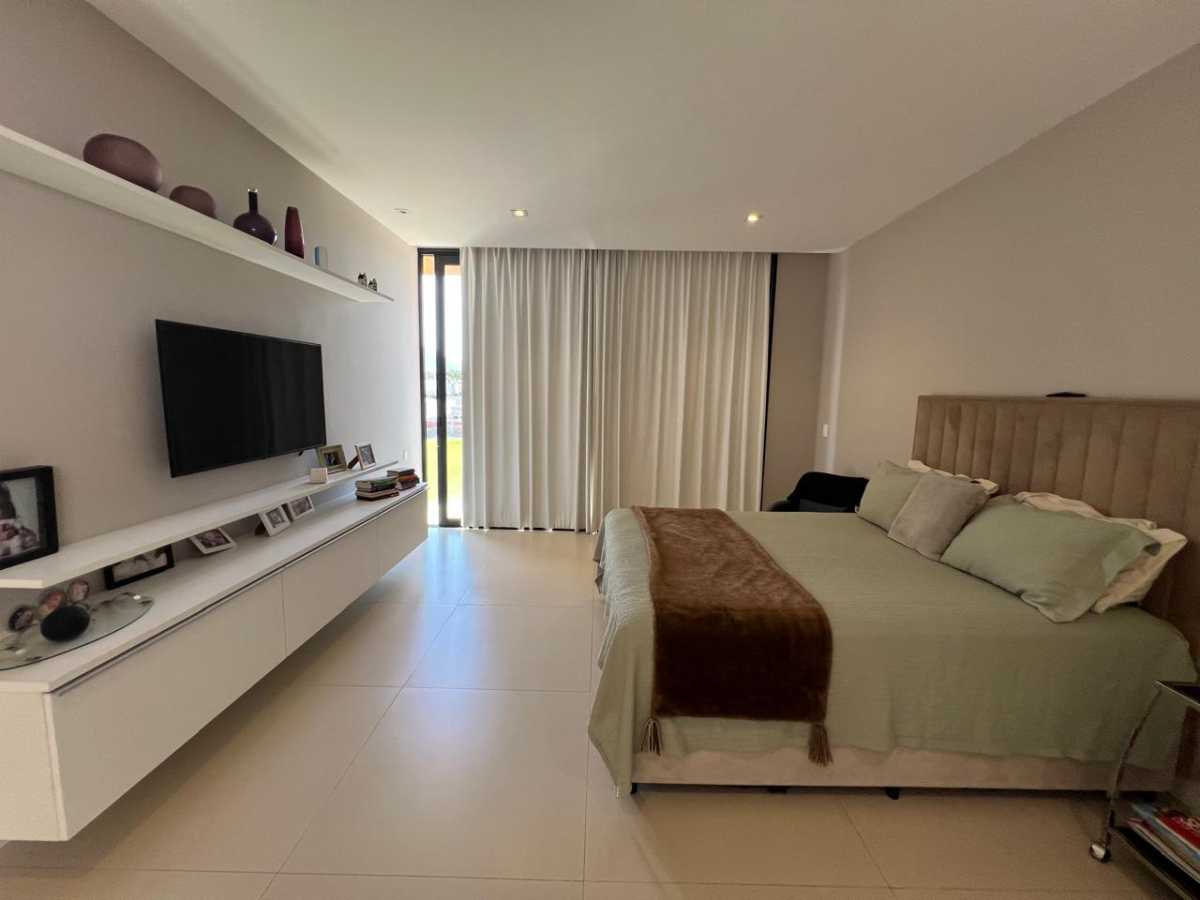 bfb0d12f-dd66-401f-bc2d-9e1f1c - 19