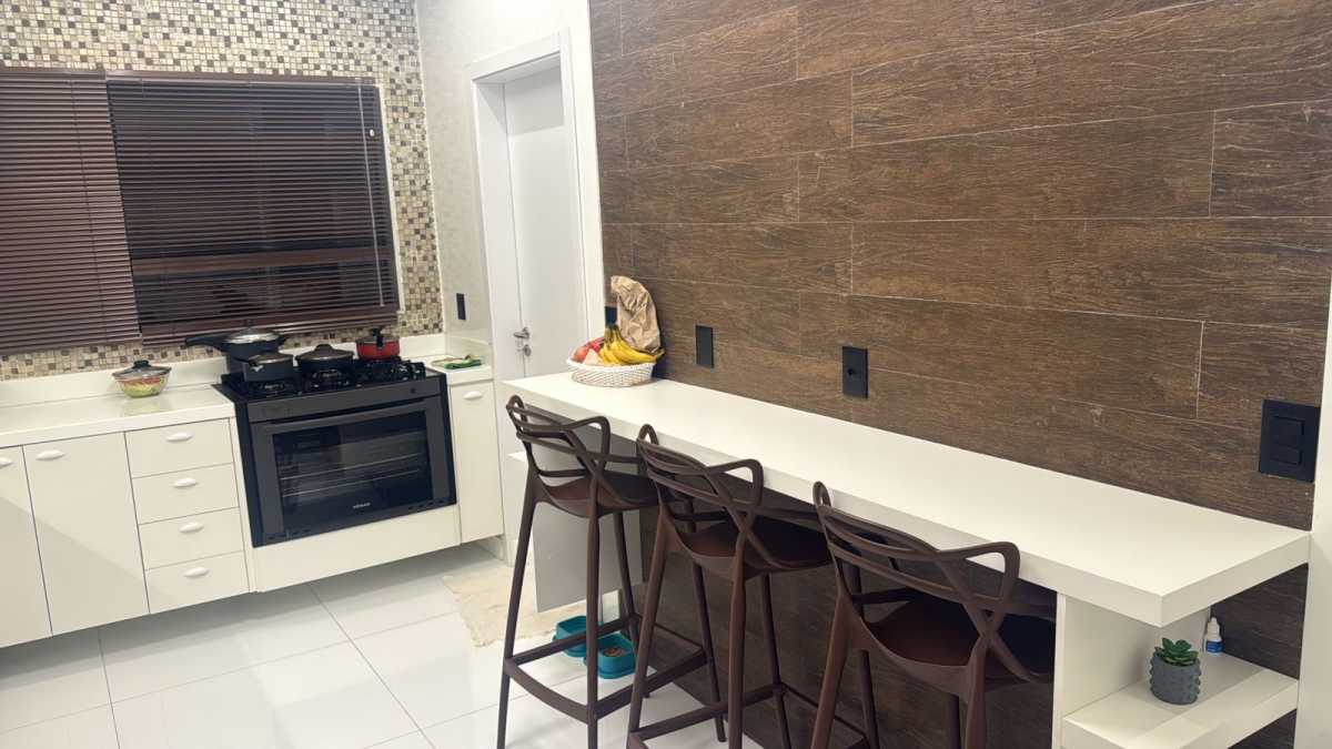 0529e0e1-41be-4e3d-8632-37a3f0 - 8