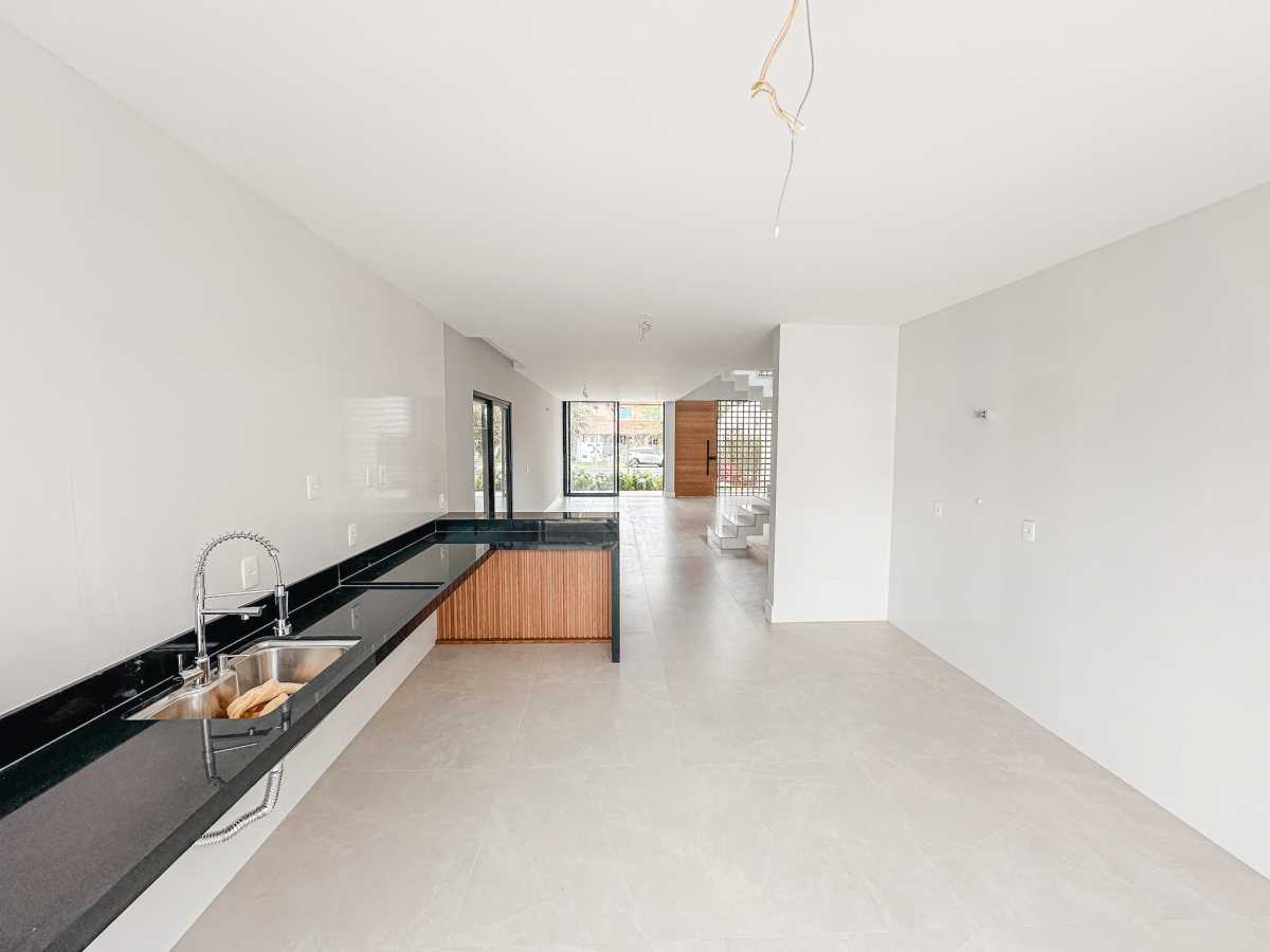 7886ef60-0ac7-47d0-89d4-040f0a - 4