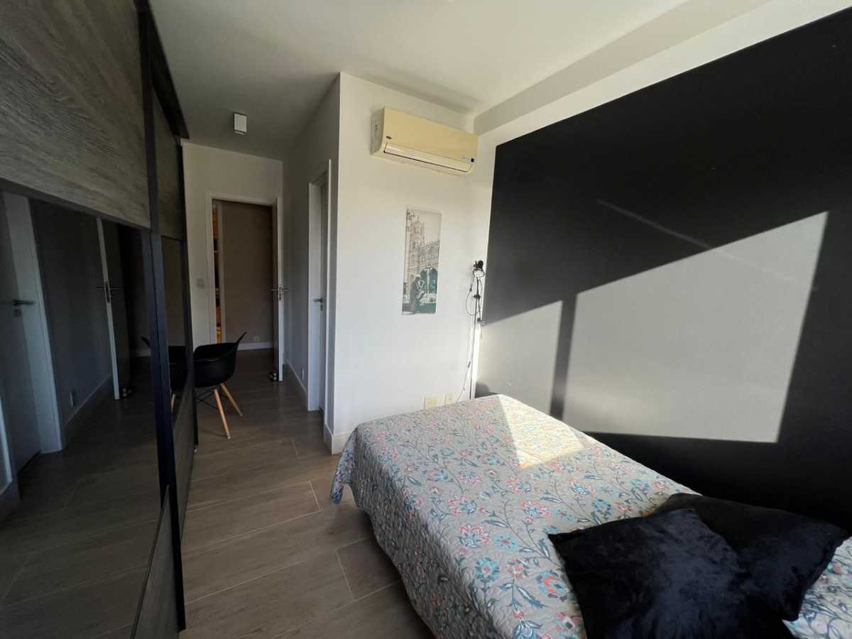 0CDE7EF5-EB21-41EA-855E-FFE3B3 - 10