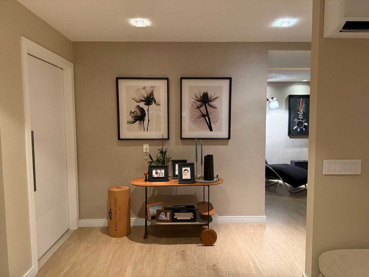 AB0CCF7D-7A3B-452D-826F-B6C927 - 13