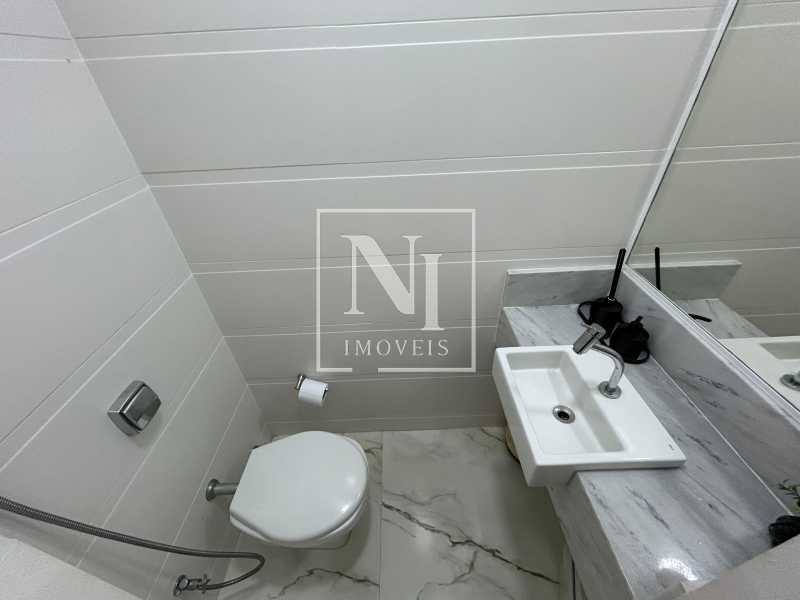 ee706bc8-12d4-49bc-b40c-20f549 - 27