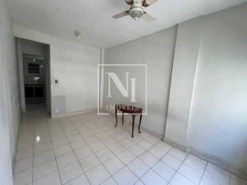 Ótima localização - Conjugado 1 quarto a venda no Leme - RJ - PSKI10006