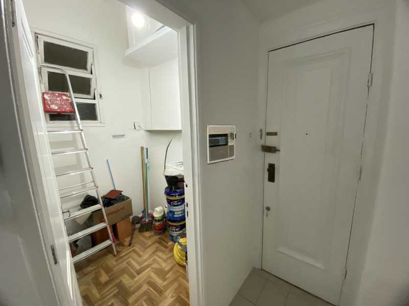 97693-G1692627735-magicstudio- - 24