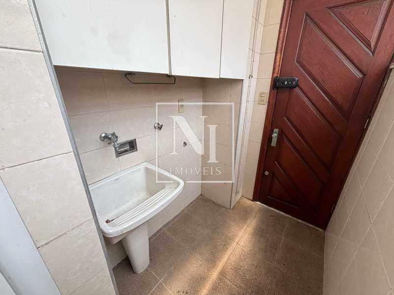 072ae390-6981-49fa-ad6e-4ff42f - 30