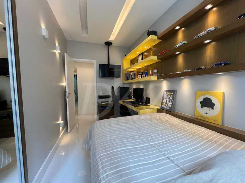 Armários da suite - muito luxo - 17