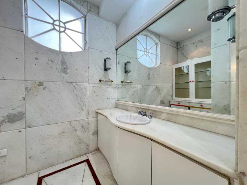 Conheça 43 do imóvel - Casa em Condomínio 5 quartos à venda Gávea, Rio de Janeiro - R$ 13.000.000 - DKCN50007 - 17 43 - 17