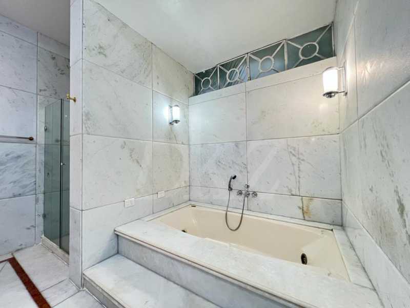 Conheça 44 do imóvel - Casa em Condomínio 5 quartos à venda Gávea, Rio de Janeiro - R$ 13.000.000 - DKCN50007 - 18 44 - 18