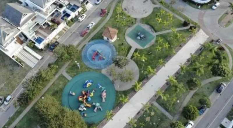 WhatsApp Image 2025-11-03 at 1 - 8