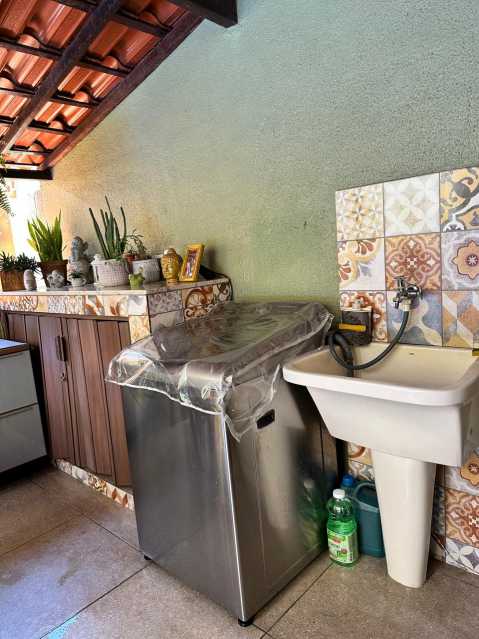 ca532d54-75a8-4221-b273-8409e7 - 18